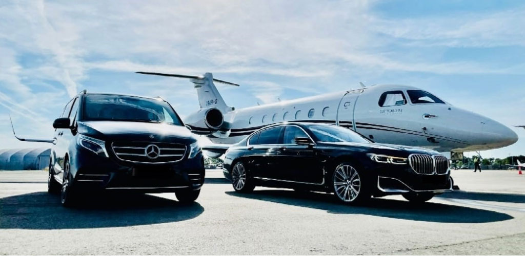 Greece Airport Transfer Modern vehicle waiting for airport pickup in Greece